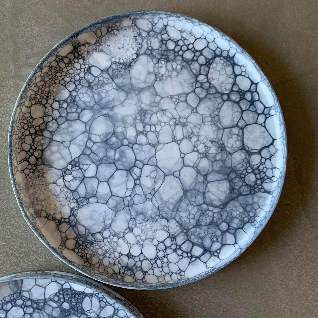 やま平窯 平皿 22cm 大皿 エッグシェル 有田焼 やま平窯 平皿 22cm